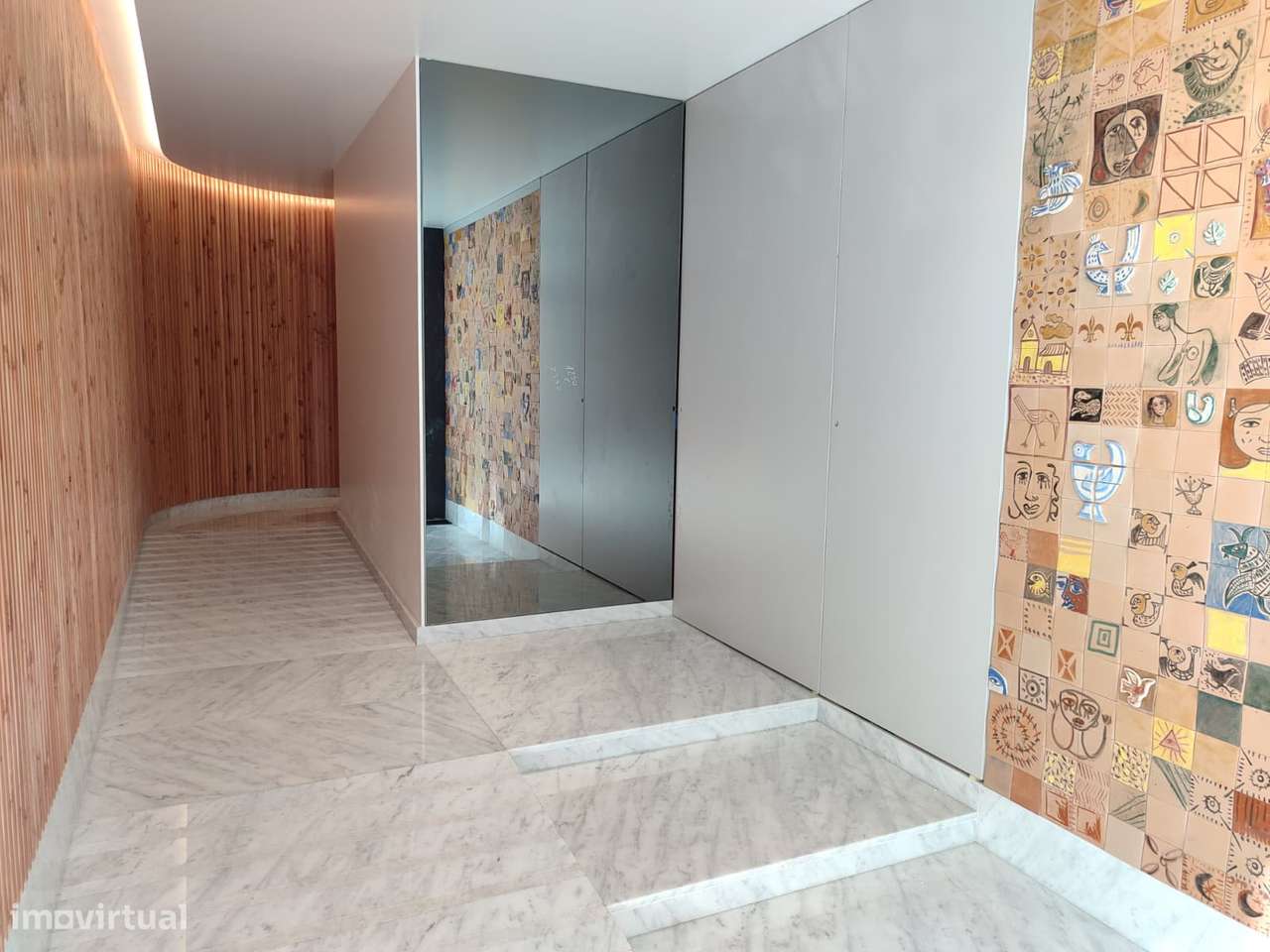 Excelente apartamento inserido num Edifício de Referência-11