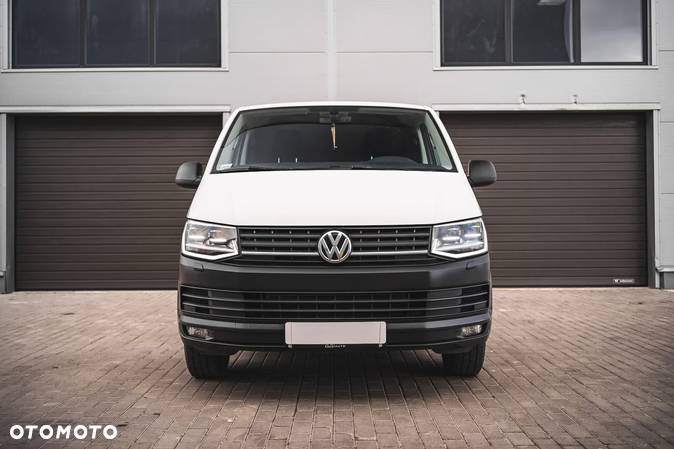 Volkswagen Transporter - 2