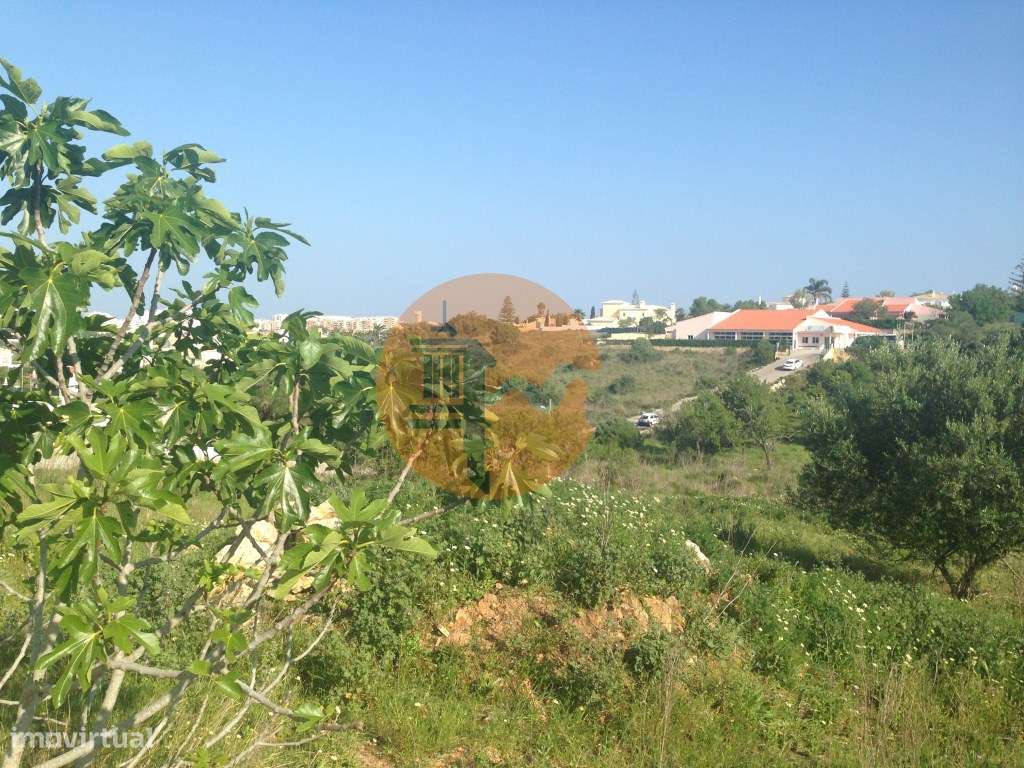 'Explore o seu Sonho em Lagos - Lote de Terreno com até 350 m2 - Grande imagem: 2/9