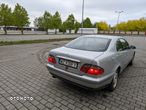 Mercedes-Benz CLK - 4