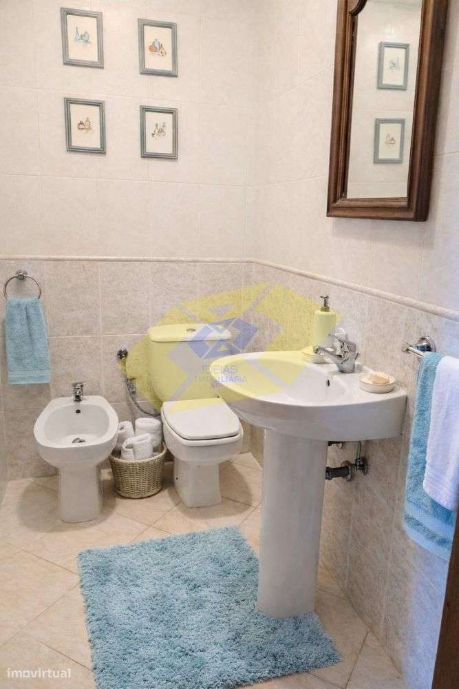 Moradia T3 em Felgueiras c/ 3 pisos-10