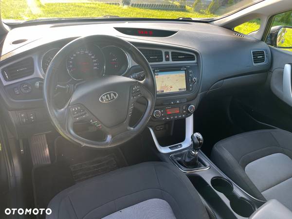 Kia Ceed Cee'd 1.6 CRDi L - 10