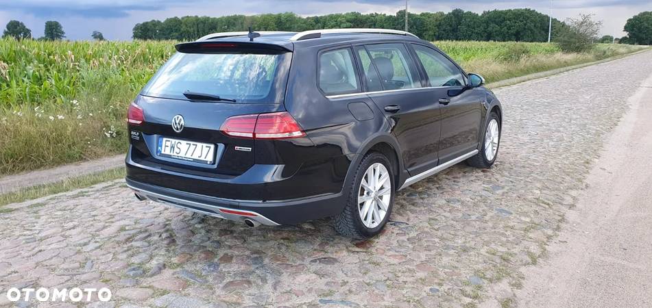 Volkswagen Golf - 3