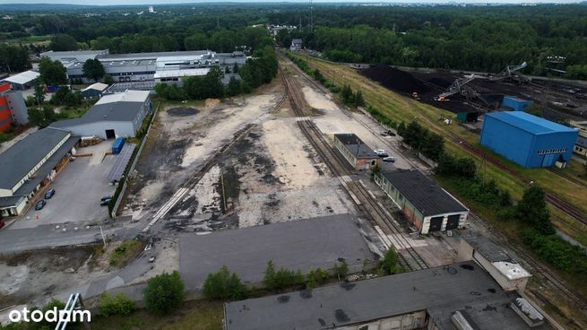 Terminal przeładunkowy tuż obok autostrad A1 i A2