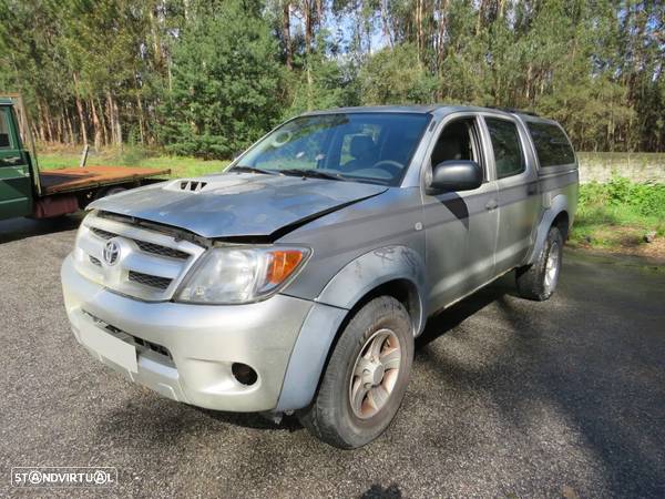 Toyota Hilux VII Pick-Up 2.5 D 4WD 4X4 (102cv) de 2007 - Peças Usadas - 2