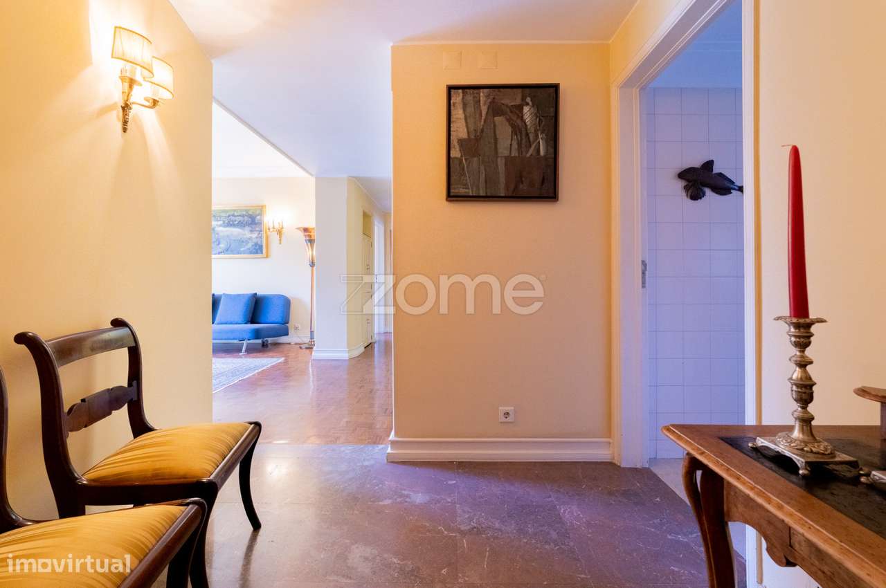 T3 na Avenida Infante Santo - Grande imagem: 4/37