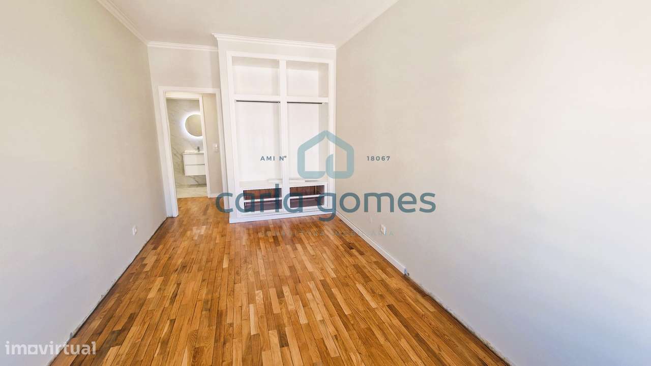 APARTAMENTO T1 C/ LUGAR DE GARAGEM ELEVADOR | VILAR PARAÍSO, V.N. GAIA-16