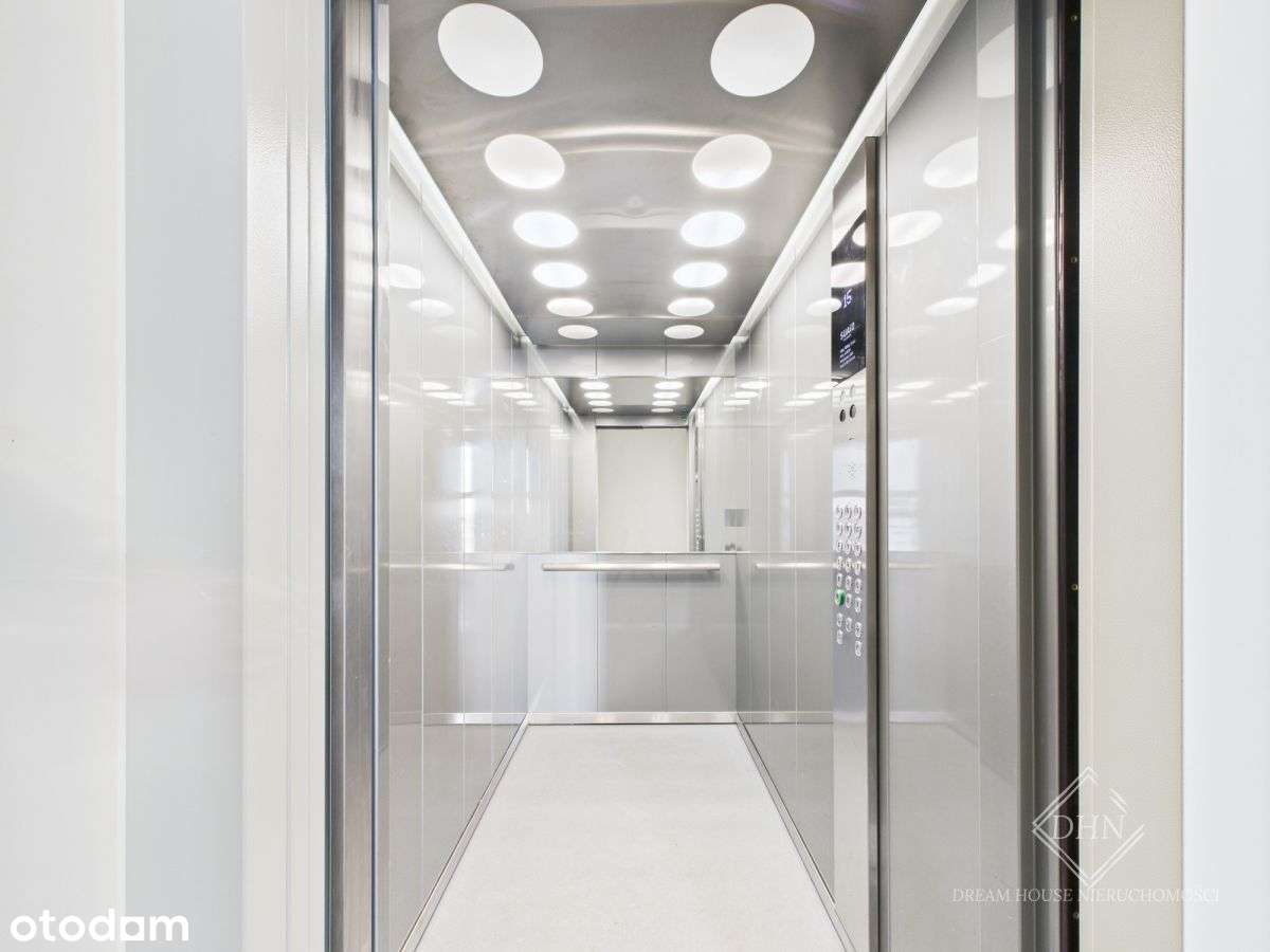 Przestronne i Ustawne Mieszkanie w Poznaniu-16