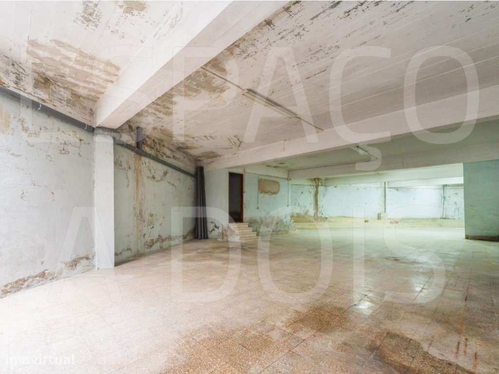Armazém Amplo; com 2 Pisos! Boa Localização, próximo do Centro da A...-20