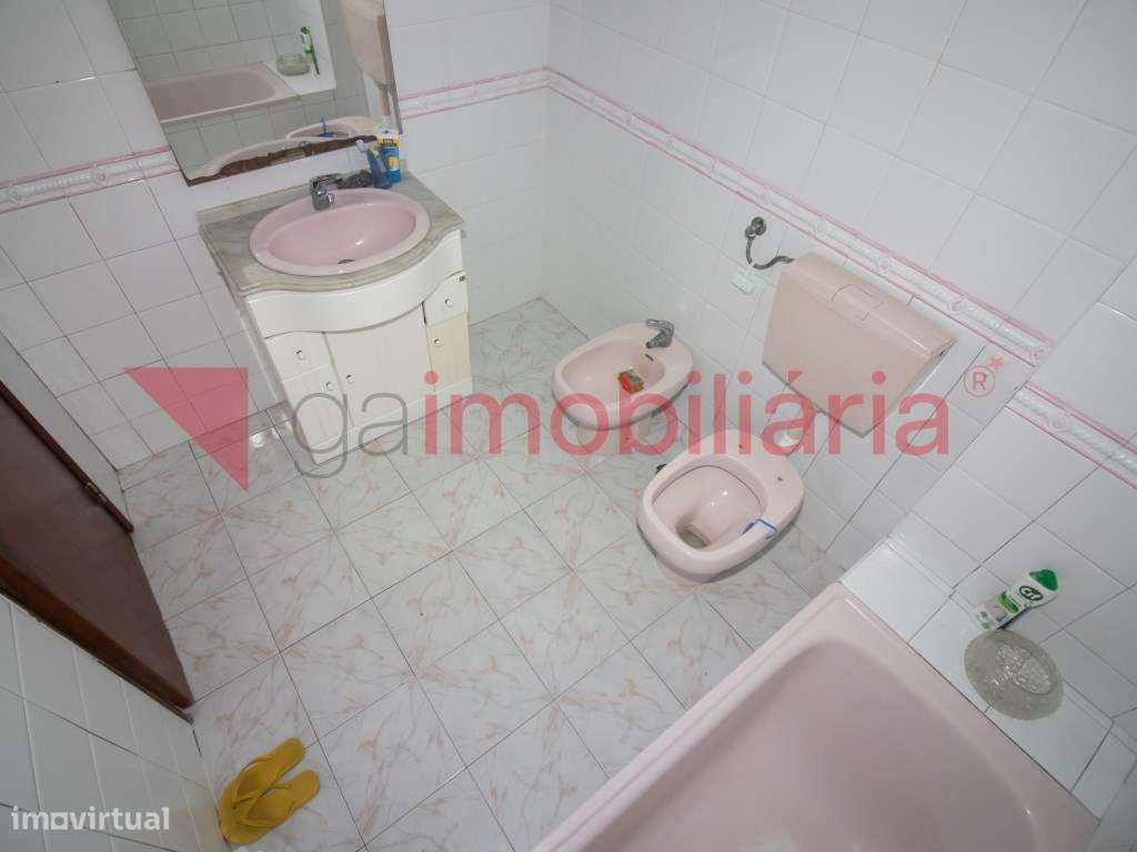 Apartamento T2 Centro Cartaxo-12