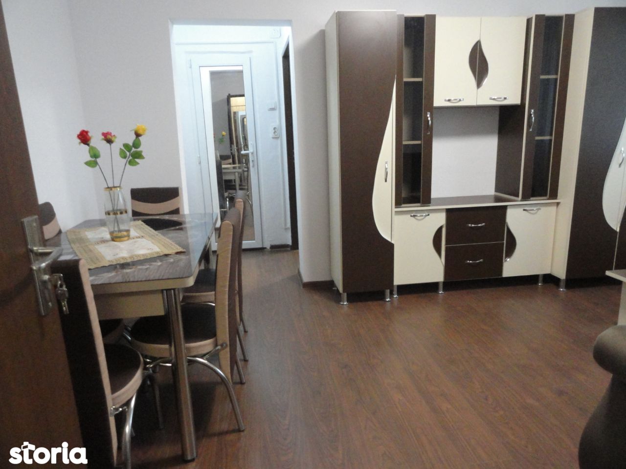 Apartament 2 camere mobilat si utilat Vlaicu etaj 2, totul este nou