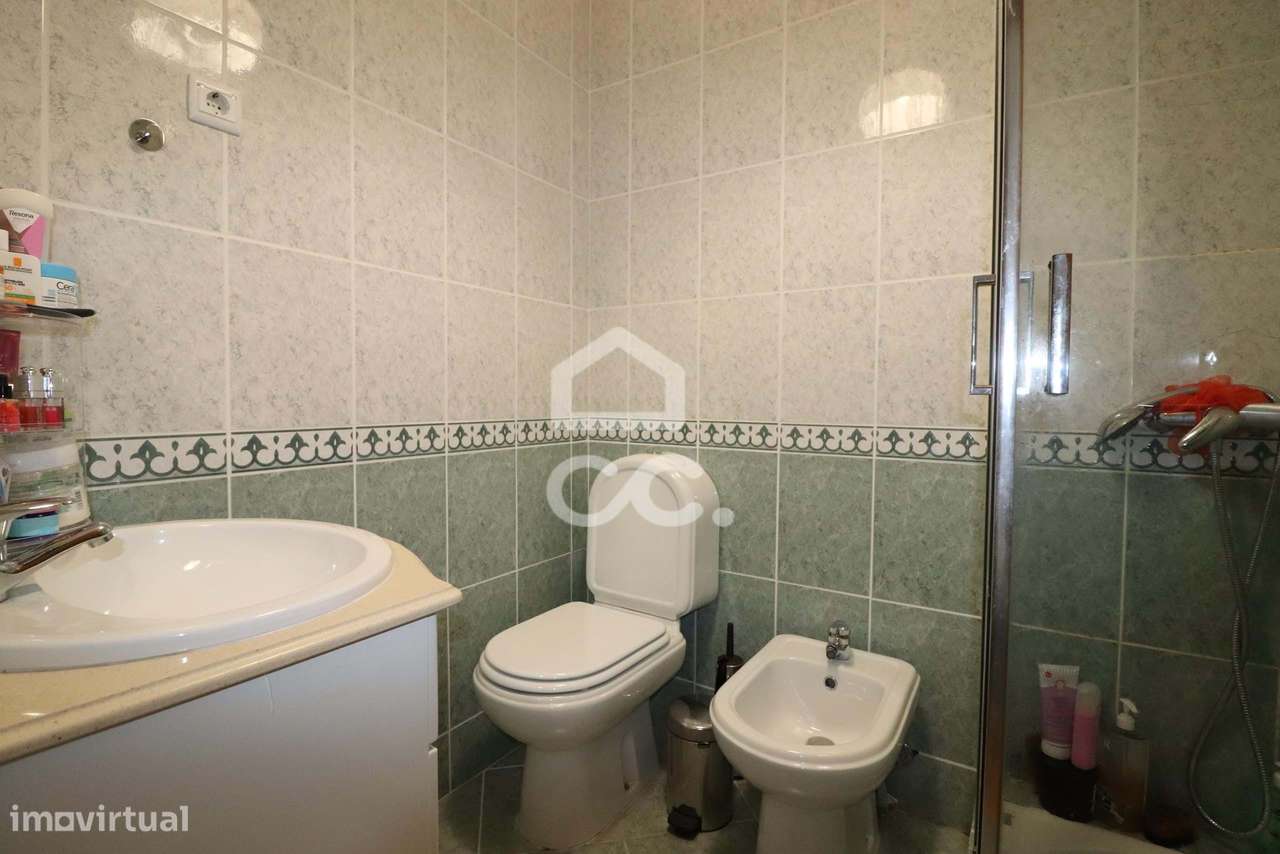Apartamento T3 como novo no Loreto, em Coimbra-11