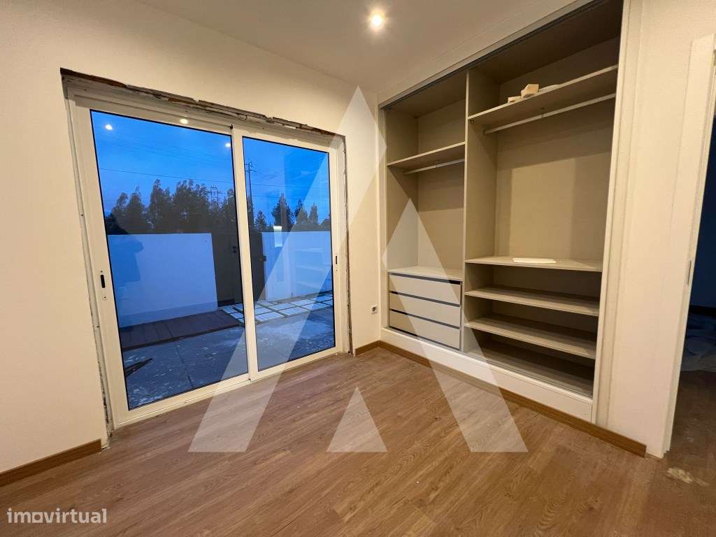 Moradia T3 totalmente remodelada - Esgueira, Aveiro - Grande imagem: 5/18