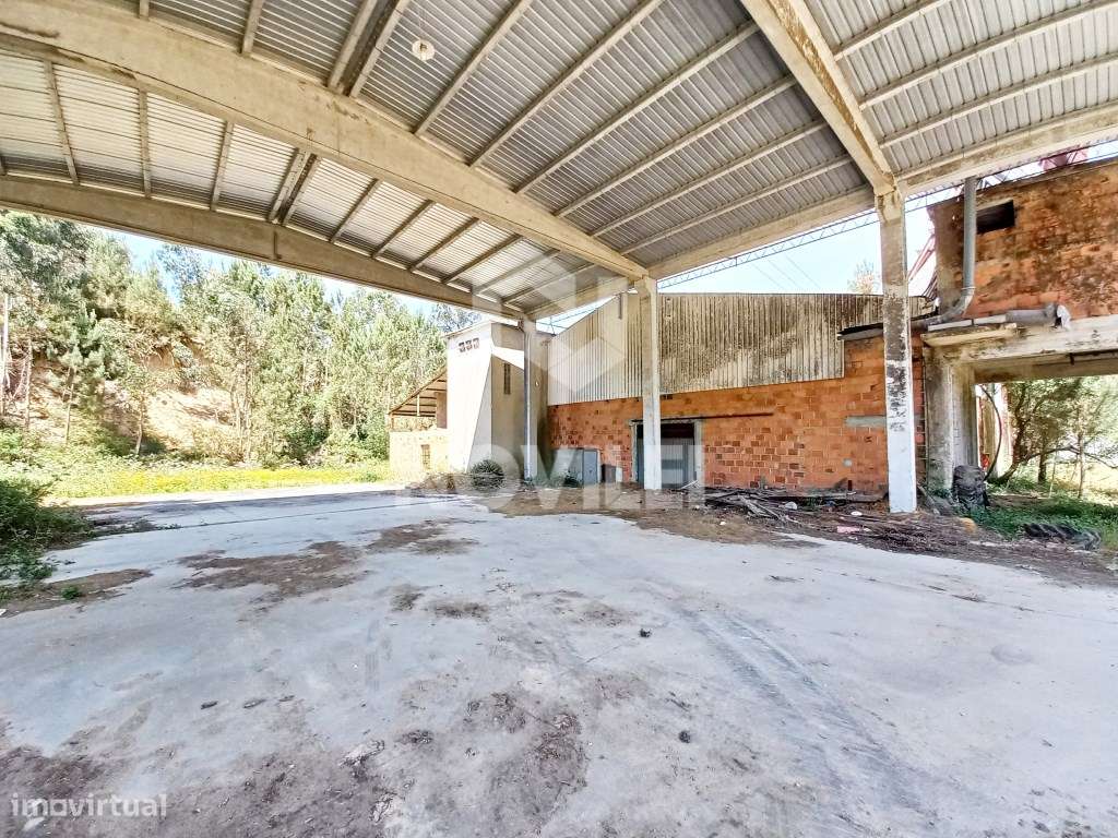 Armazém em Zona industrial do Olival, Ourém - Grande imagem: 4/10