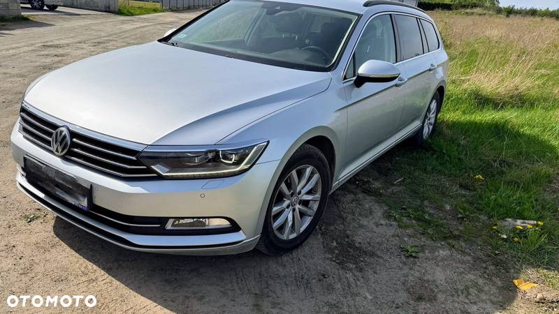 Volkswagen Passat 2.0 TDI BMT Comfortline DSG - 1