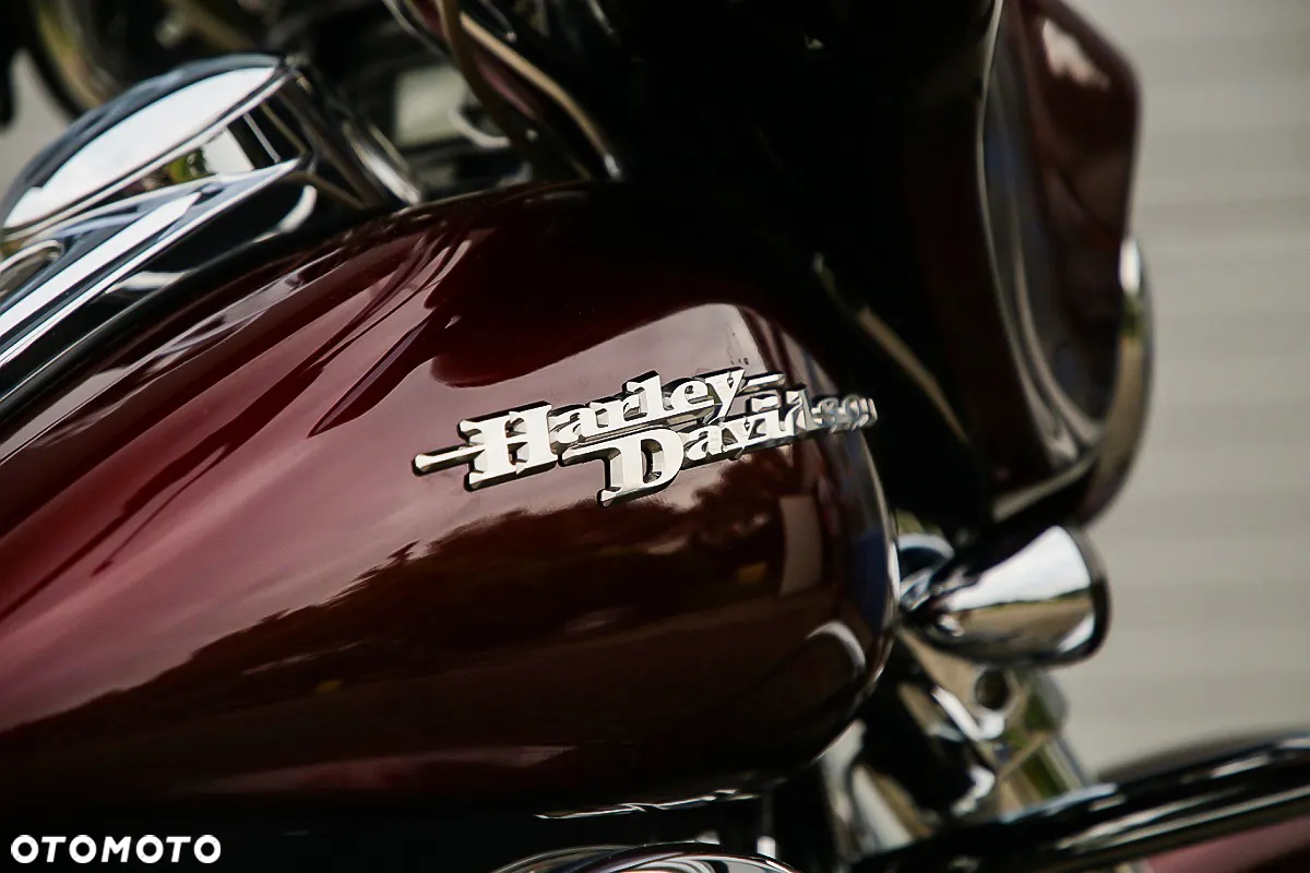 Harley-Davidson Touring Street Glide - 10