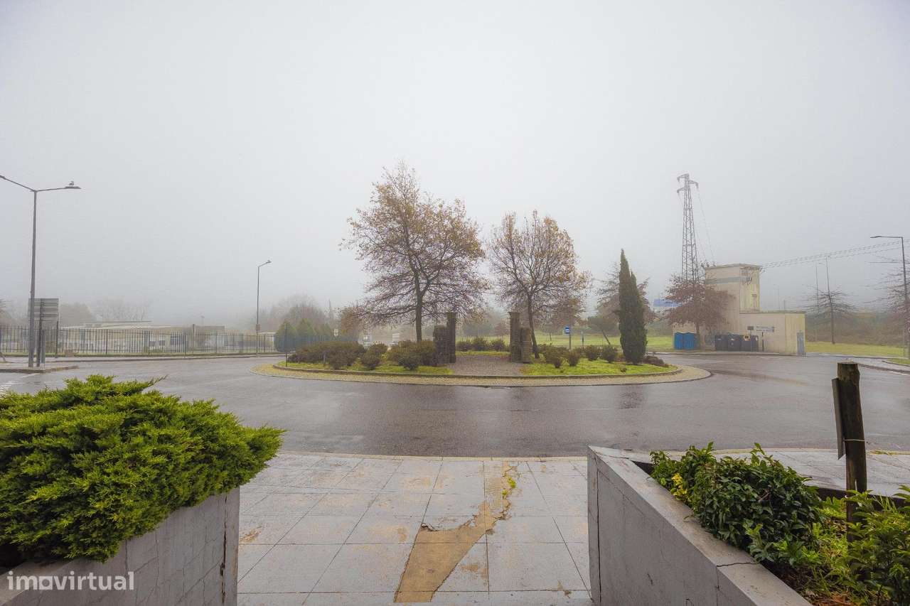 Apartamento T2 Remodelado - Urbanização de Vila D´Este - Vila...-20