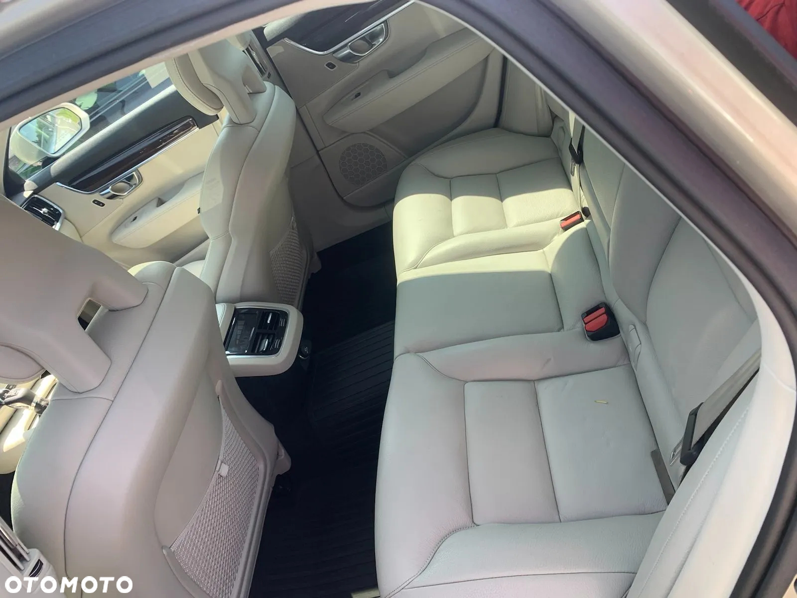 Volvo S90 T6 AWD Geartronic Momentum - 9