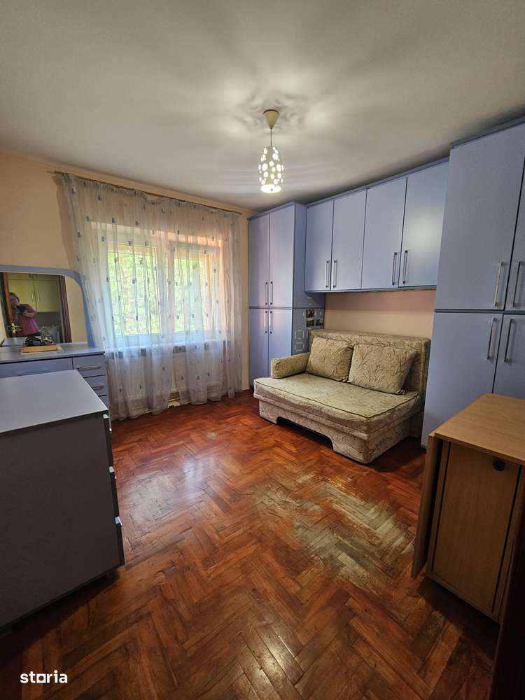 Vând apartament cu doua camere in Obcini - Imagine principală: 3/14