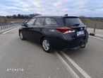 Toyota Auris - 4