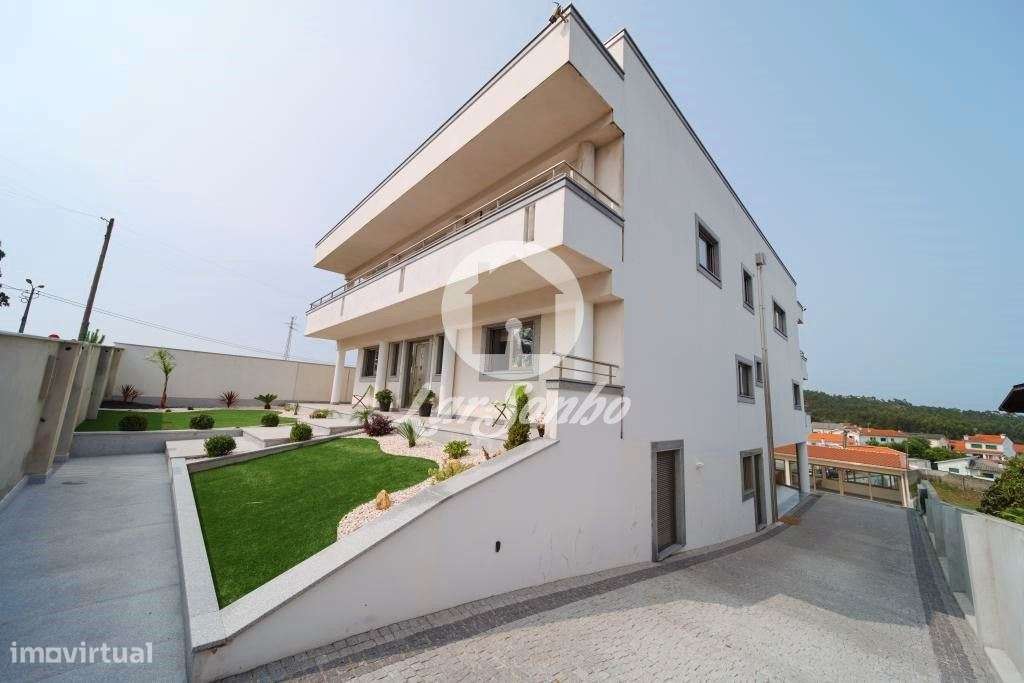 M4+1 individual como nova com G.F. p/ 6 carros em Calendário - Grande imagem: 1/22