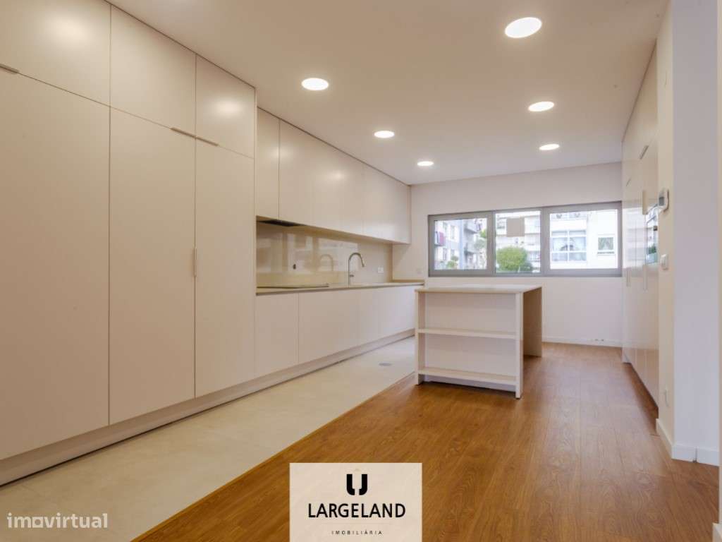 Moradia T3 - Santa Maria da Feira - Grande imagem: 2/29