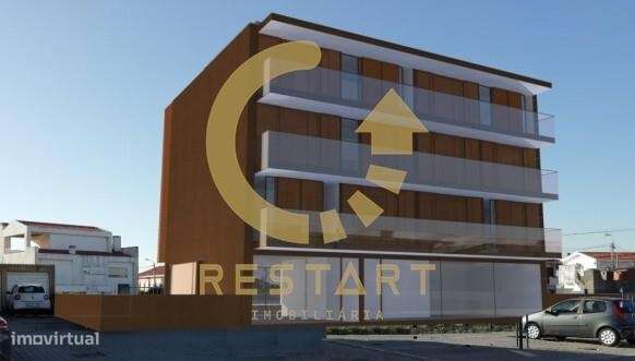 Loja com 280 m2 P/ Clinica ou Confeitaria  – Madalena, Vila Nova de Ga - Grande imagem: 2/10