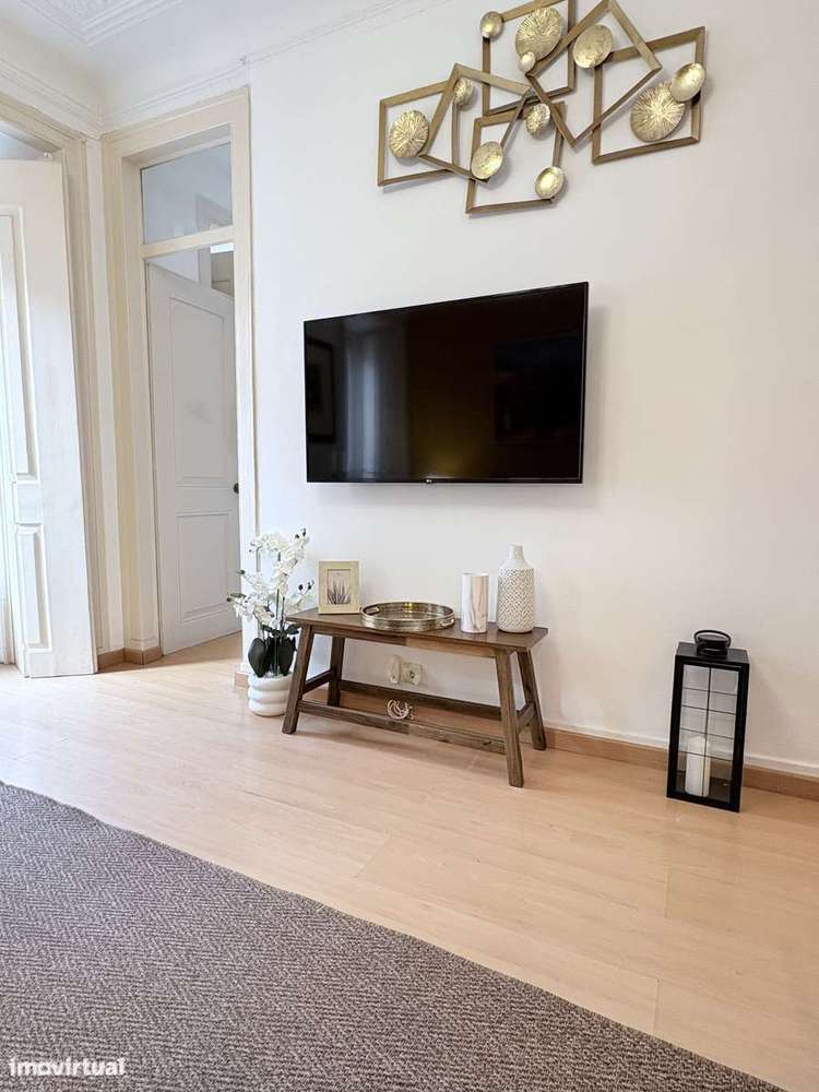 T2 Rua da Rosa - Bairro Alto - MOBILADO E EQUIPADO - Grande imagem: 4/30