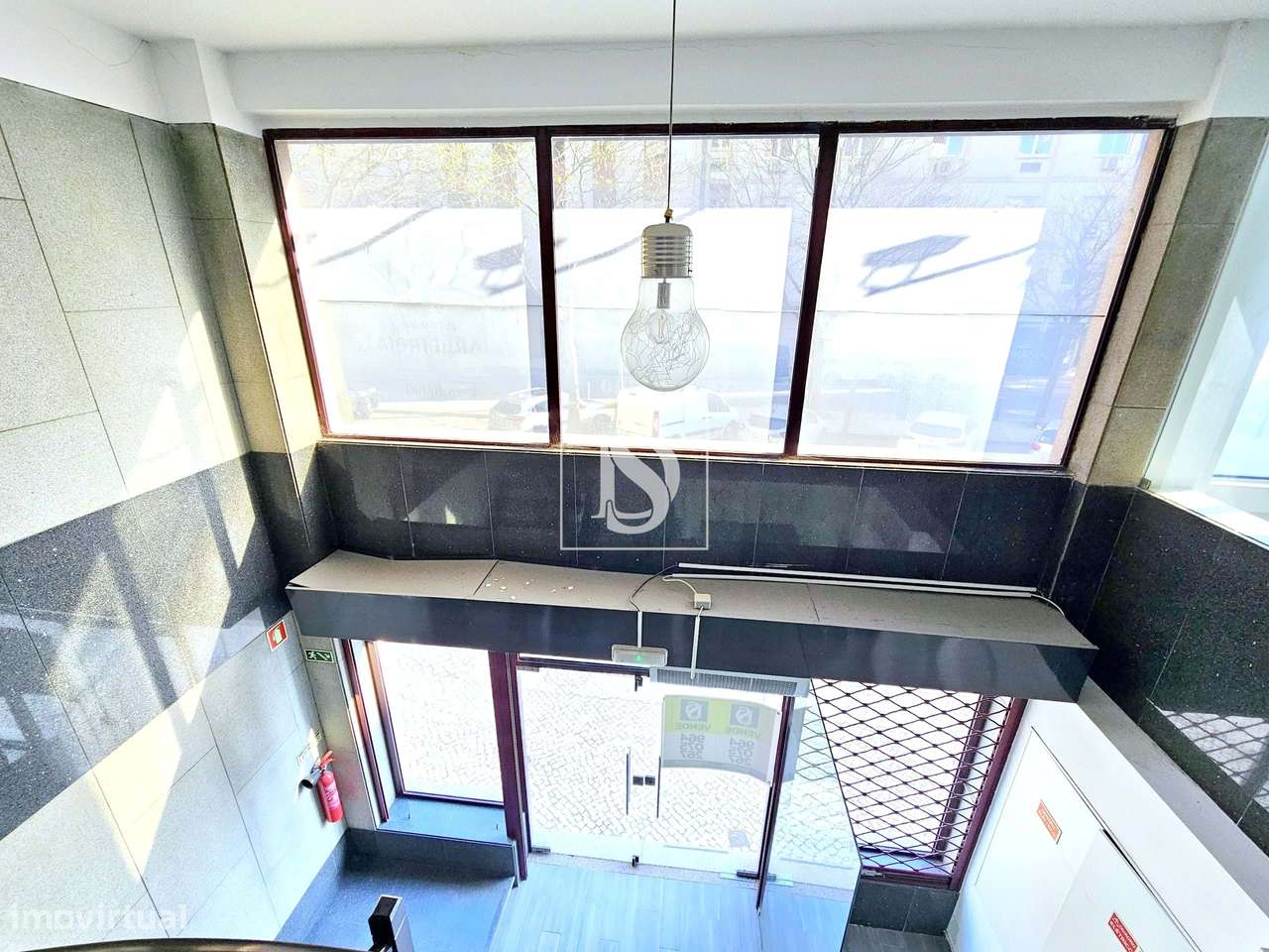 Loja 390 m2 Avenidas Novas - Campo Pequeno-5