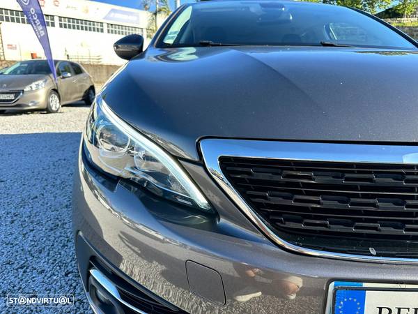 Peugeot 308 1.2 PureTech GT Line EAT8 - 12