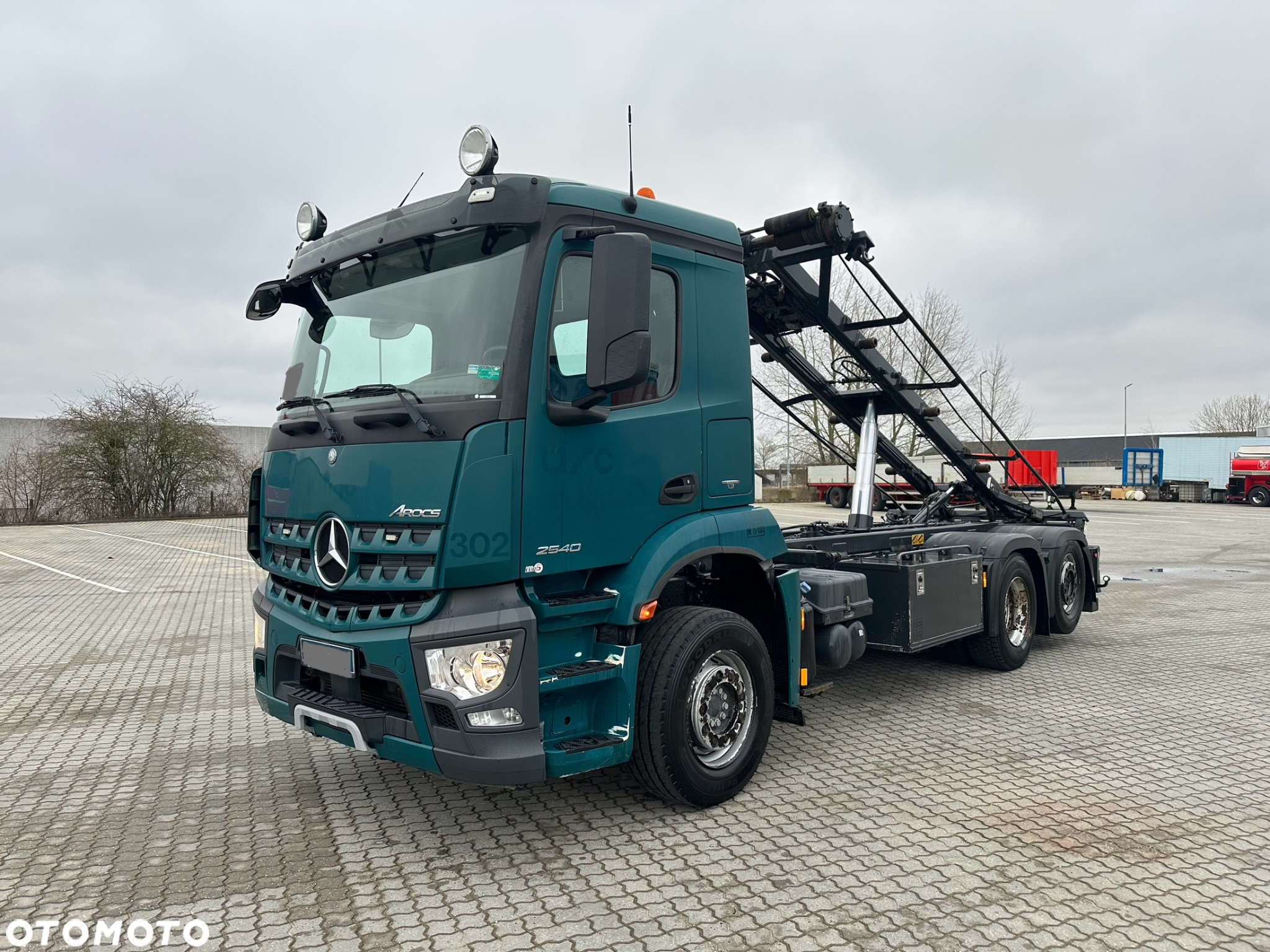 Mercedes-Benz AROCS 2540 WYWROTKA  -ASENIZACYJNY POD ZABUDOWE - 3