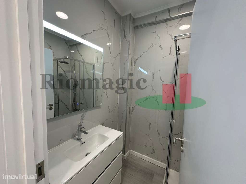 Apartamento T1 Remodelado - Amadora-9