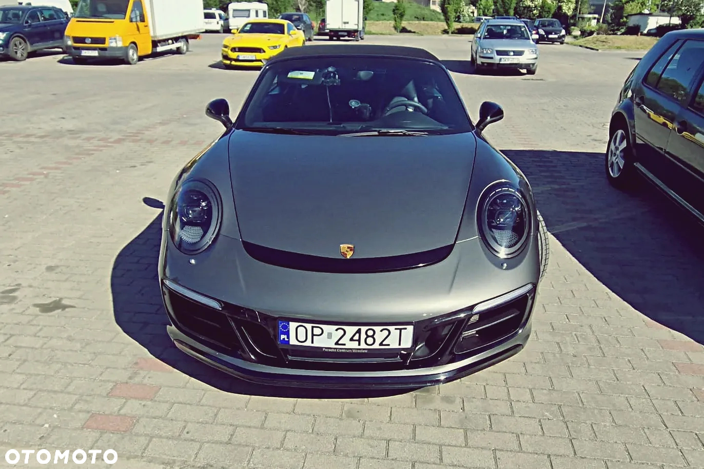 Porsche 911 Carrera Black Edition PDK Cabrio - 8