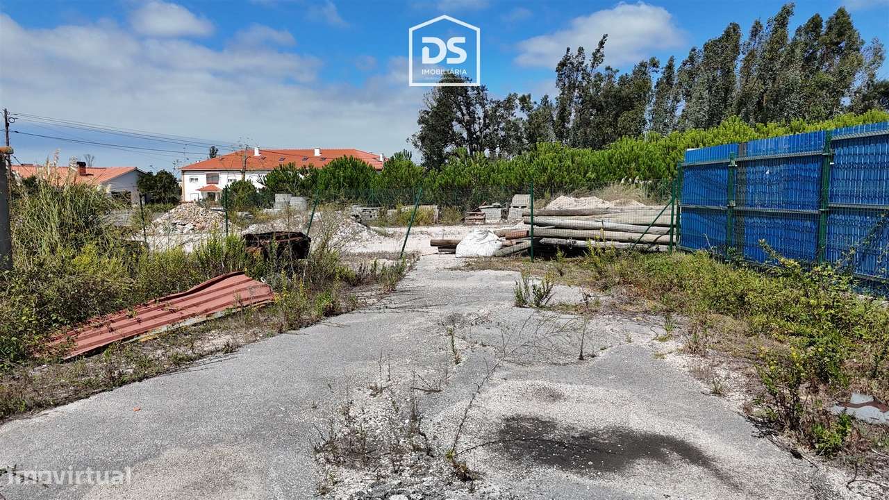 Terreno com 1420m2 para Venda, excelente para o seu Negócio em Marinha-9
