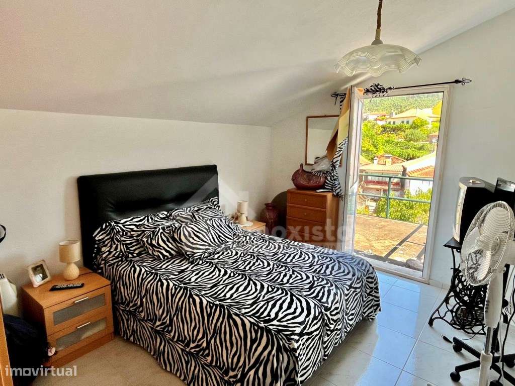 Moradia T4 pronta a habitar em Castanheira de Pera-15