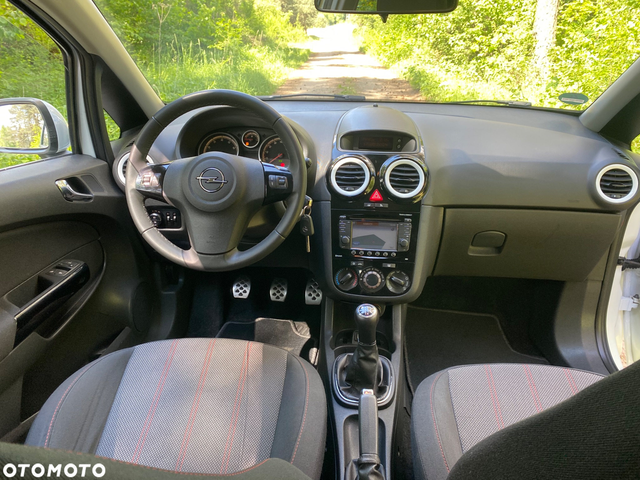 Opel Corsa 1.4 16V Color Edition - 25