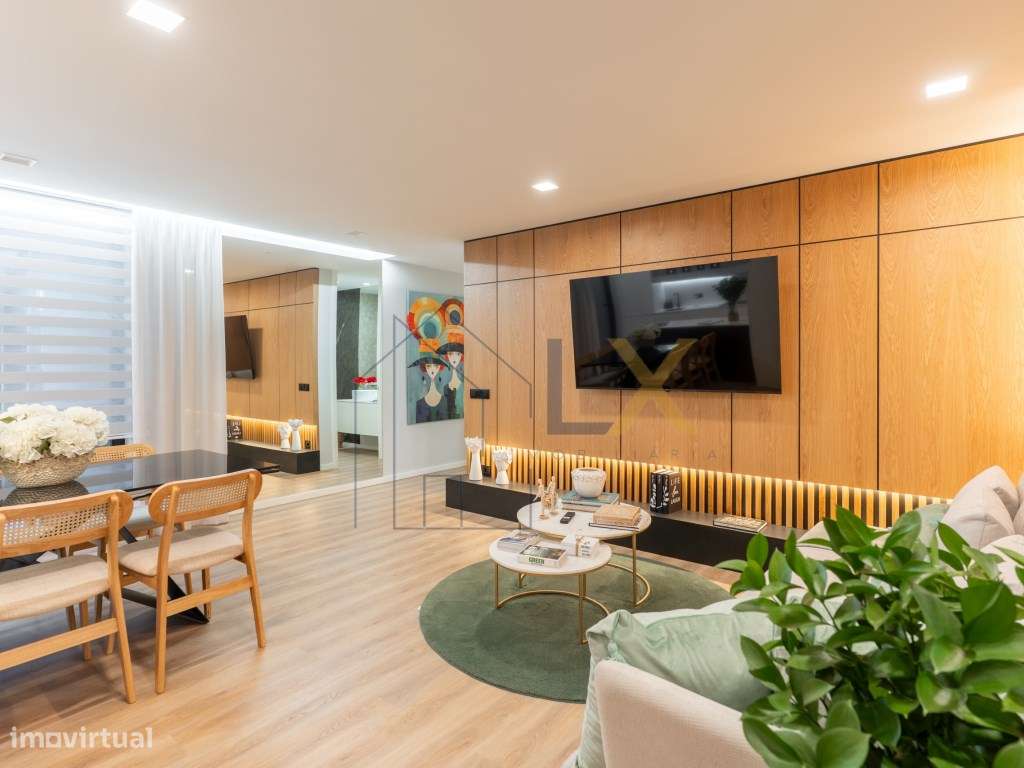 Apartamento T2 no centro de Aveiro com amplo terraço!!! - Grande imagem: 2/22