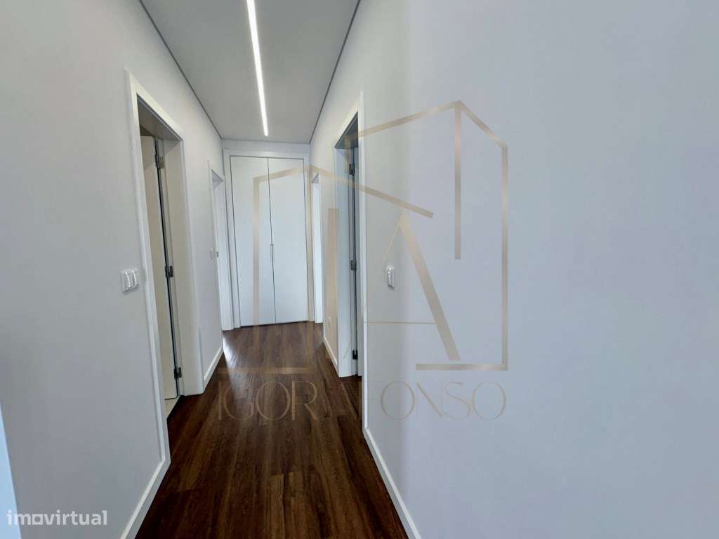 Moradia Térrea T4, com 4 Suites - Pronta a Escriturar-26