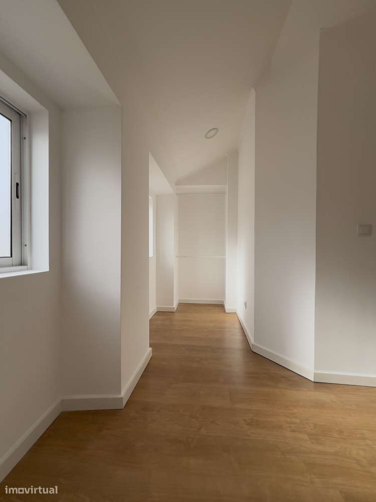 T1 para arrendar com 32,5m² no coração de Lisboa - Grande imagem: 2/13