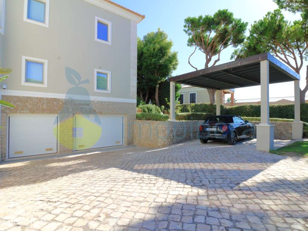 Encantadora moradia T4 em Vale do Lobo-26