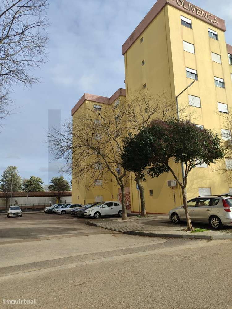 Apartamento T1 Pronto a Habitar com Vista Panorâmica – Bairro do Revol-18