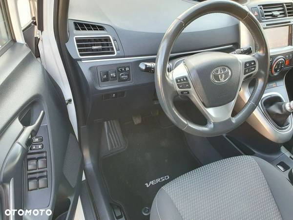 Toyota Verso 1.6 D-4D 5-Sitzer Start/Stop Comfort - 9