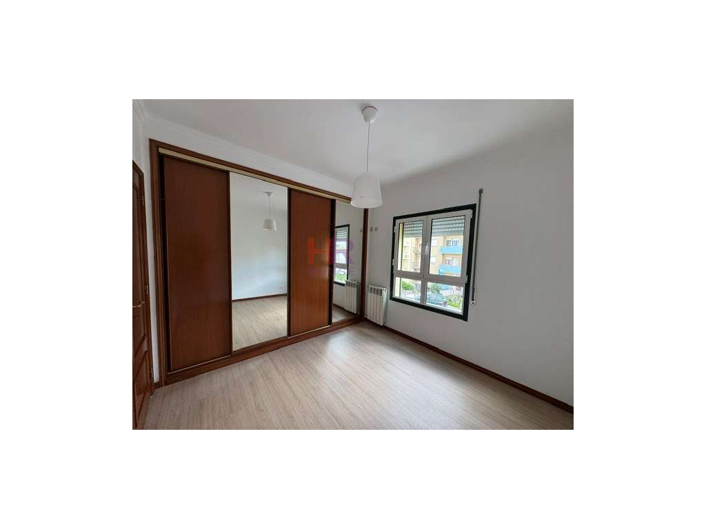 Apartamento T2 renovado com área útil de 62m² em Eiras, Coimbra. Id...-4