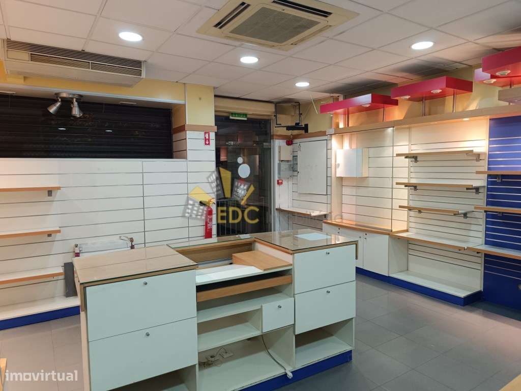 Loja localizada no Cacém de Cima ( perto da Loja do Cidadão) | Não ... - Grande imagem: 4/5