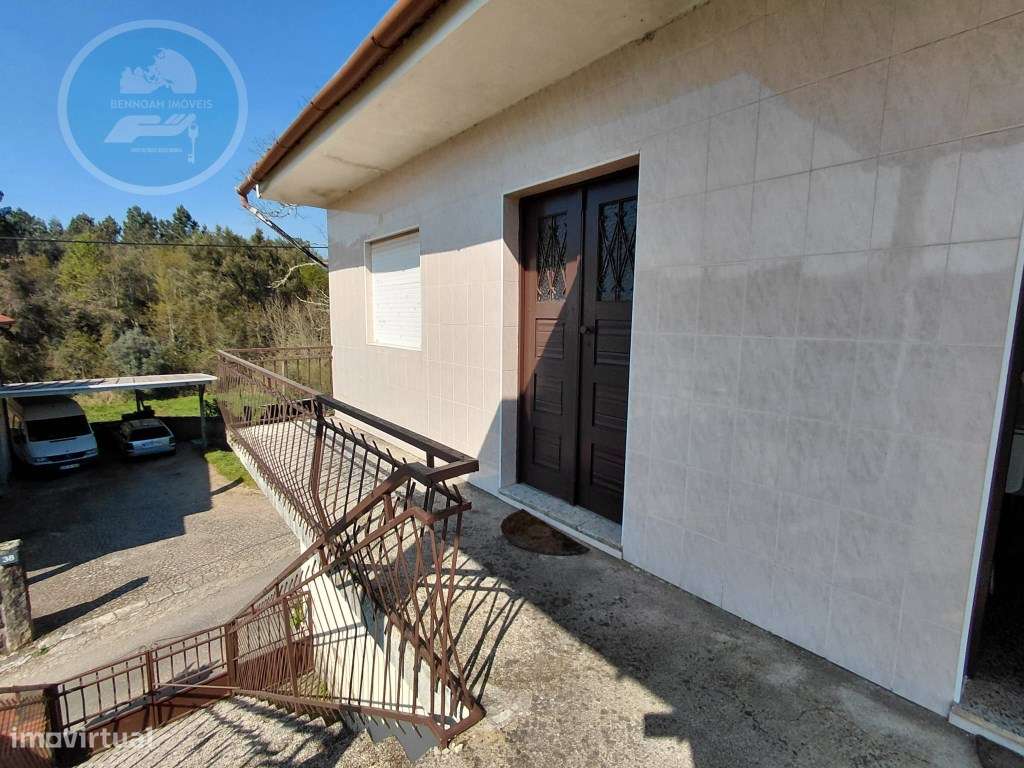 Casa Geminada T3 com Terreno Outerinho, Cabeceiras de Basto-6