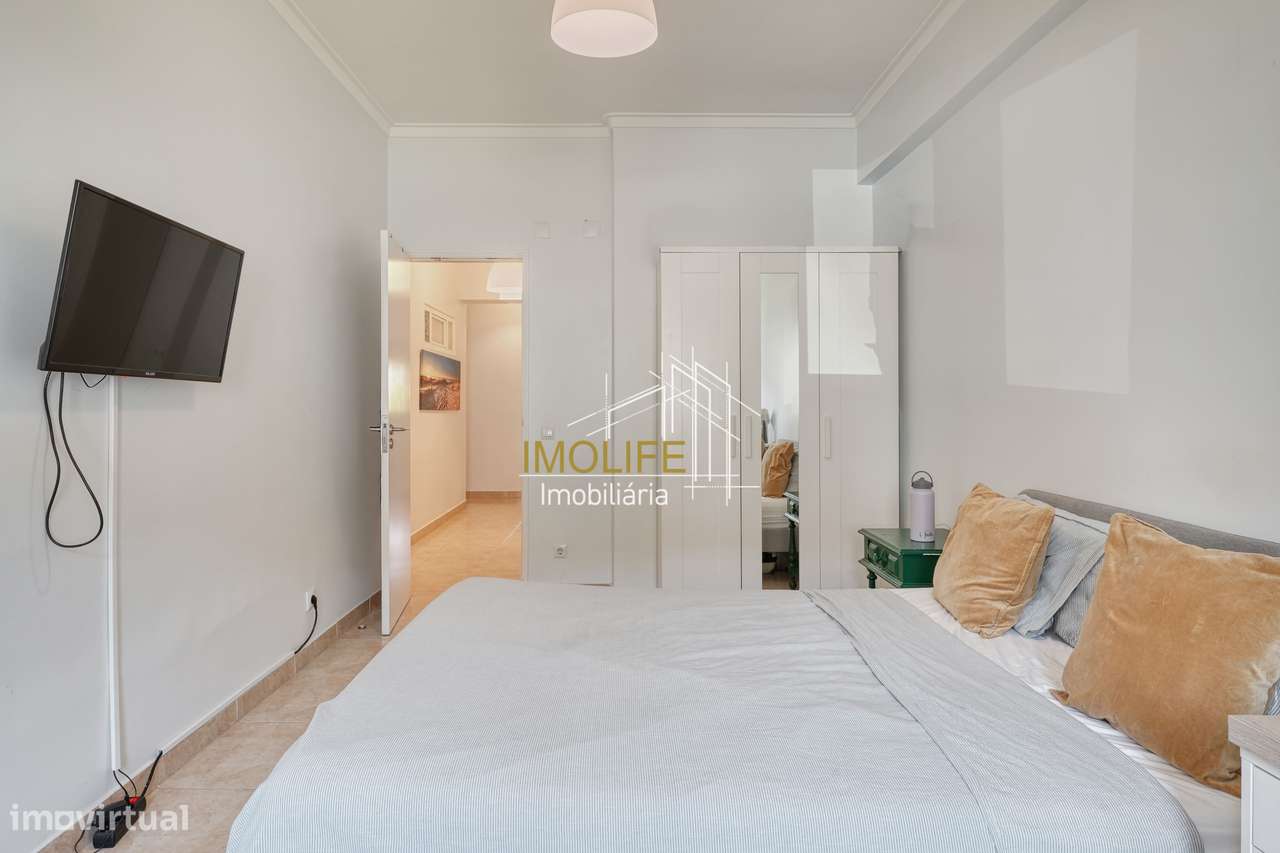 Apartamento T3 Remodelado na Rua Miguel Torga – Costa da Caparica-11