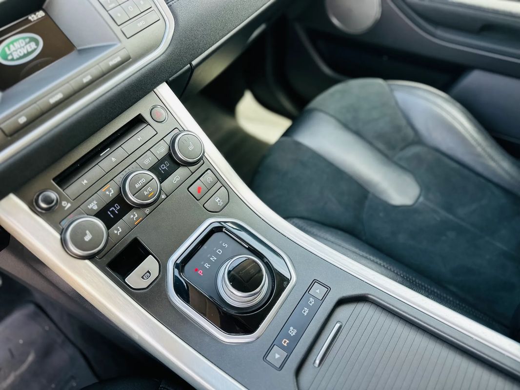 Land Rover Range Rover Evoque - 10