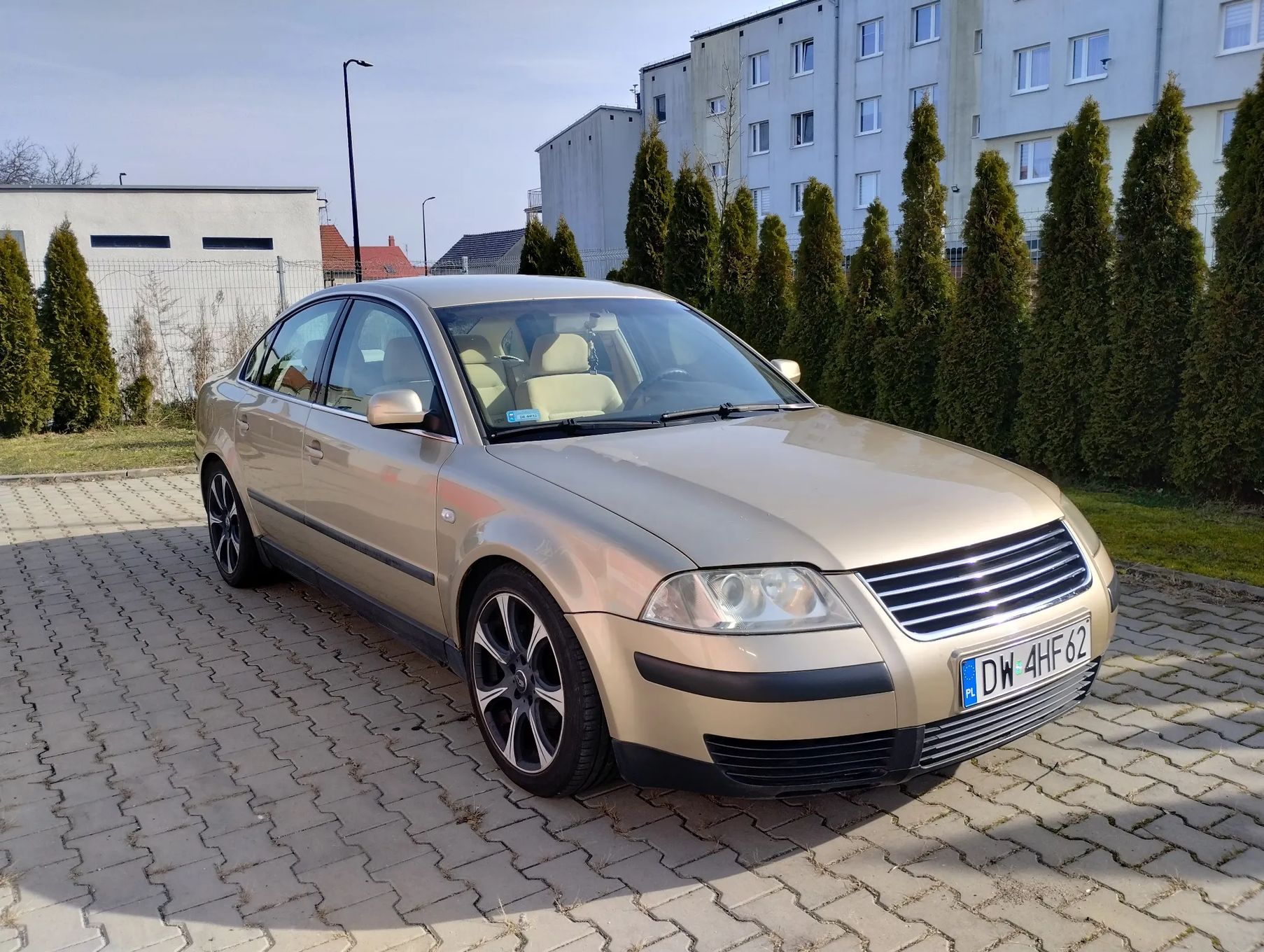 Używane Volkswagen Passat - 7 300 PLN, 205 387 km, 2001