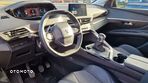 Peugeot 3008 1.2 PureTech GPF Allure S&S - 9