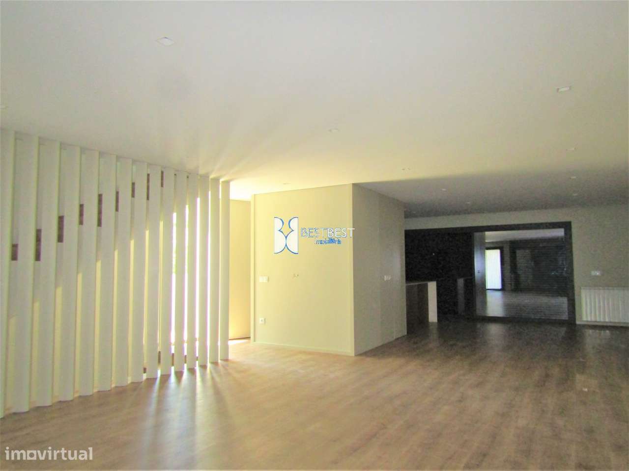 MORADIA DE LUXO T4 EM RIBEIRÃO , A 5 MIN. CENTRO DE FAMALICÃO - Grande imagem: 5/31